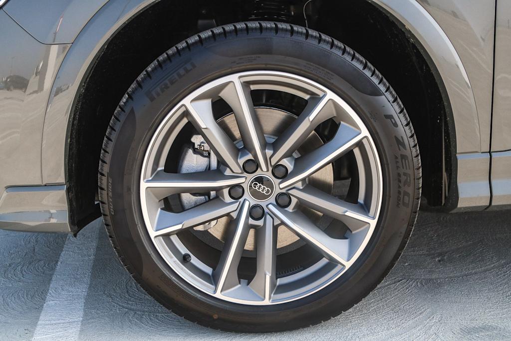 Thumbnail: 2025 Audi Q3 - 25