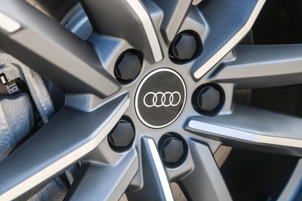 Thumbnail: 2025 Audi Q3 - 26