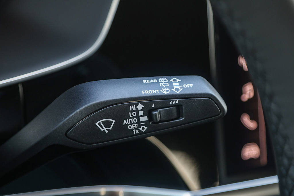 Thumbnail: 2025 Audi Q3 - 42