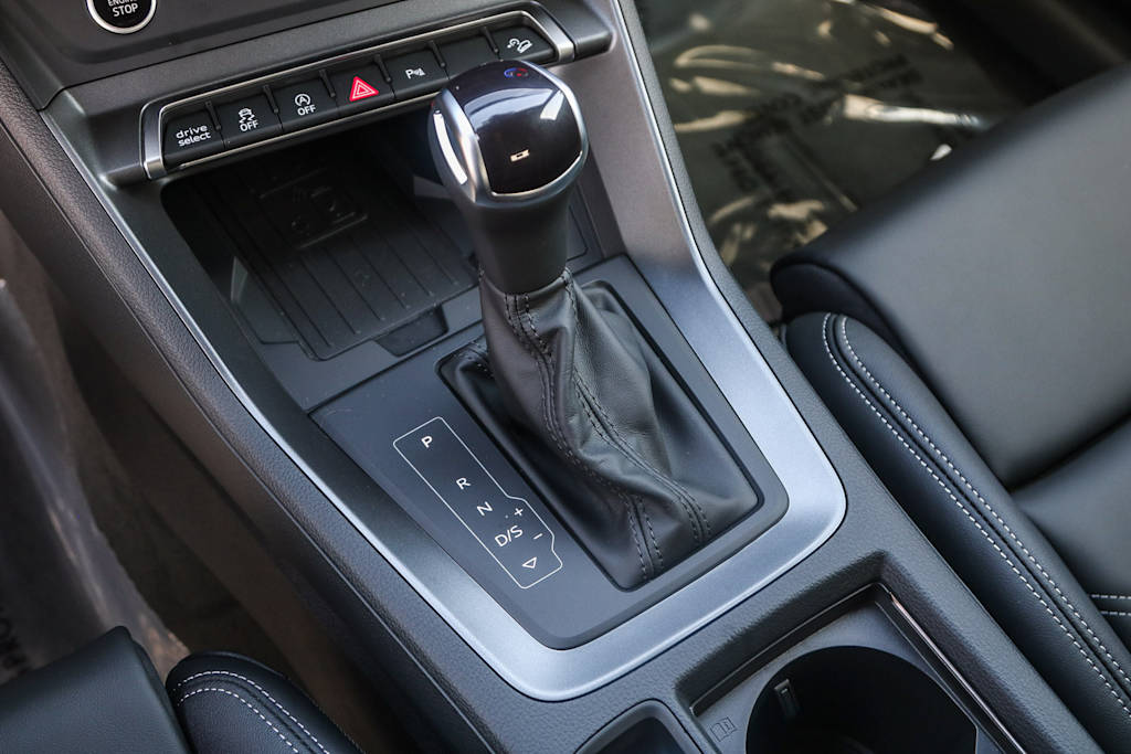 Thumbnail: 2025 Audi Q3 - 14