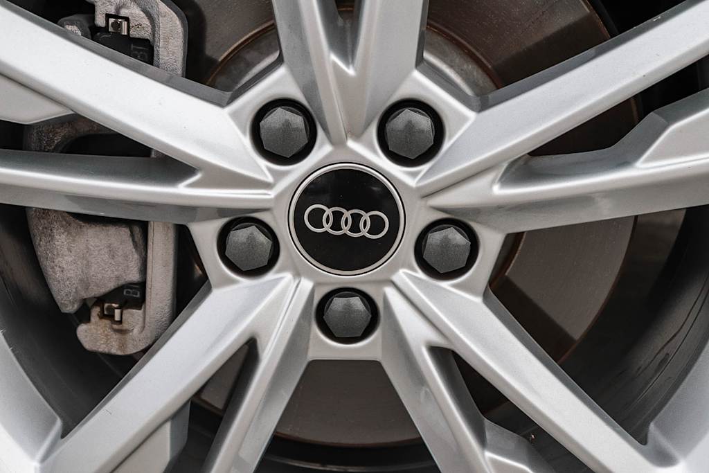 Thumbnail: 2023 Audi Q3 - 2