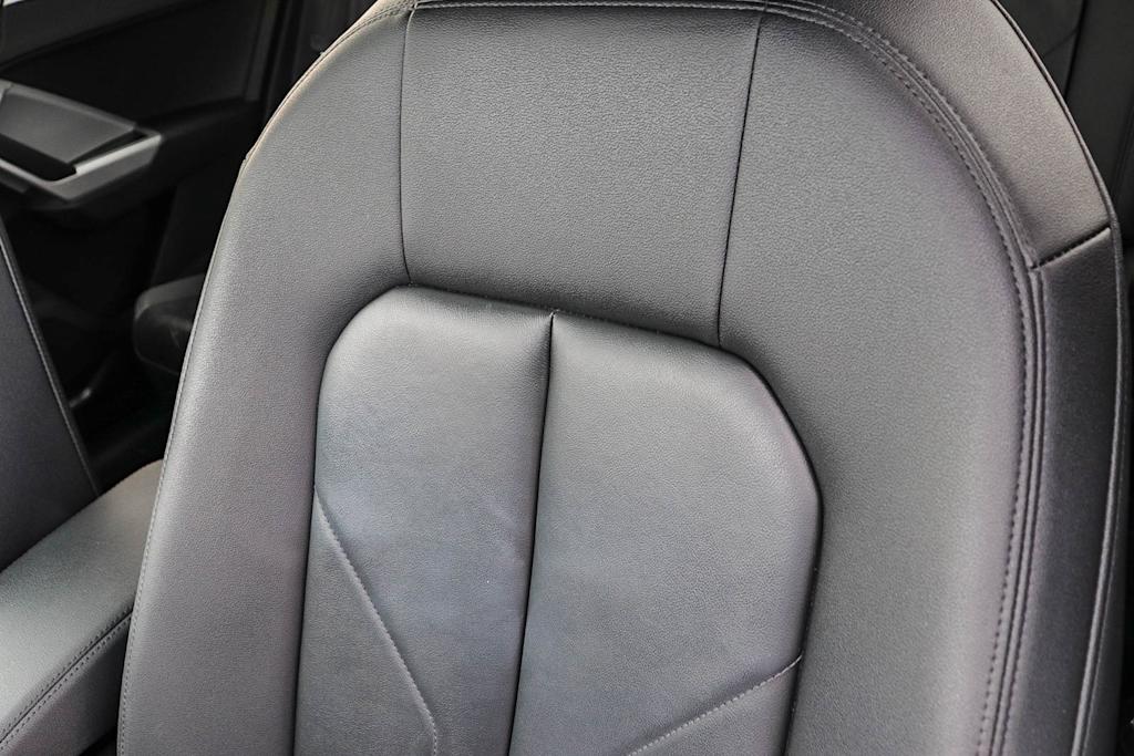 Thumbnail: 2023 Audi Q3 - 10