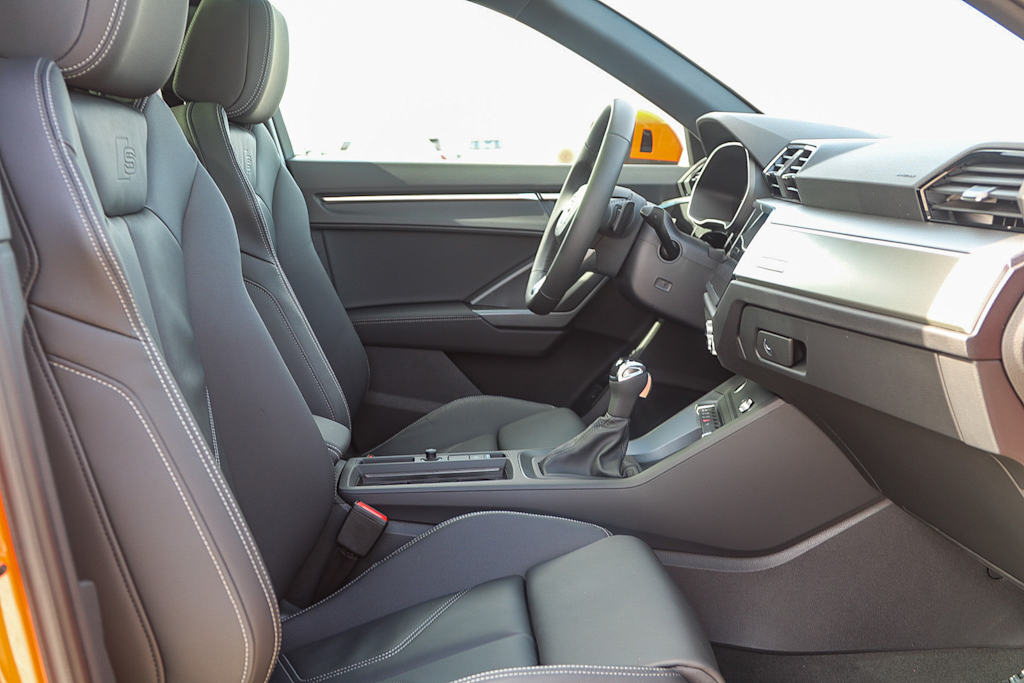 Thumbnail: 2025 Audi Q3 - 9