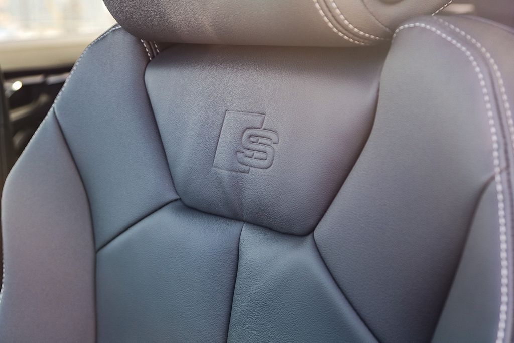 Thumbnail: 2025 Audi Q3 - 27