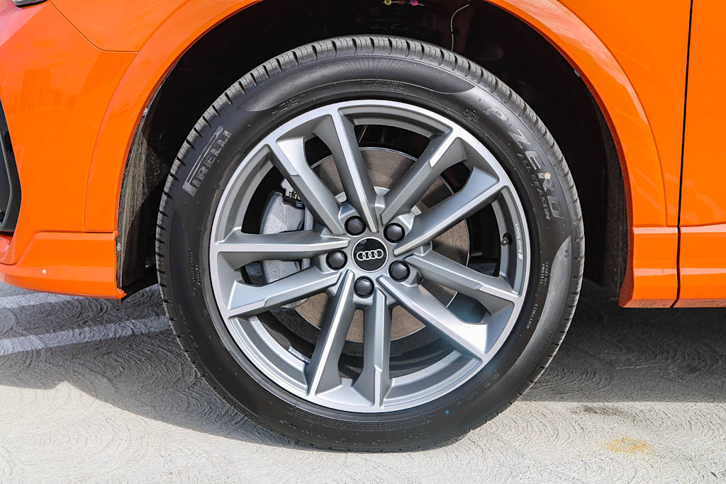 Thumbnail: 2025 Audi Q3 - 22