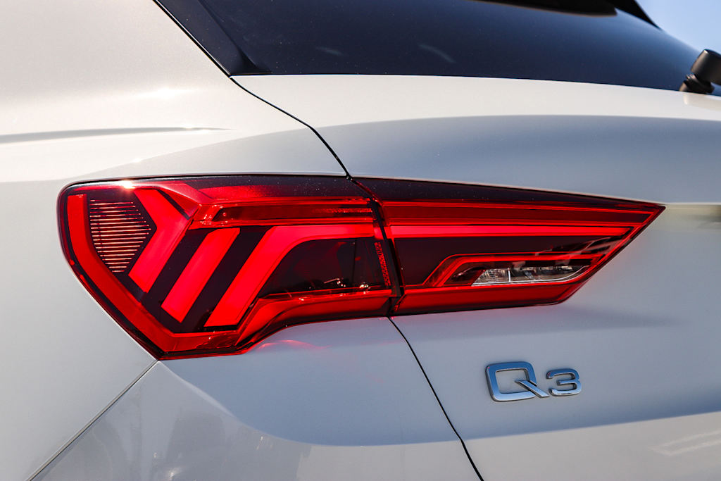 Thumbnail: 2022 Audi Q3 - 23