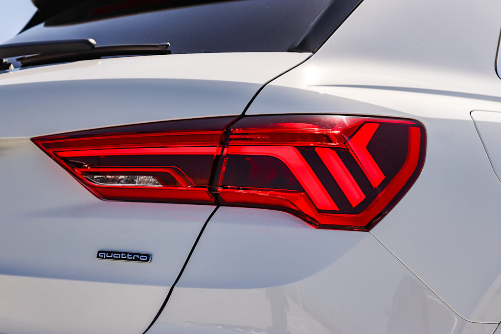 Thumbnail: 2022 Audi Q3 - 22