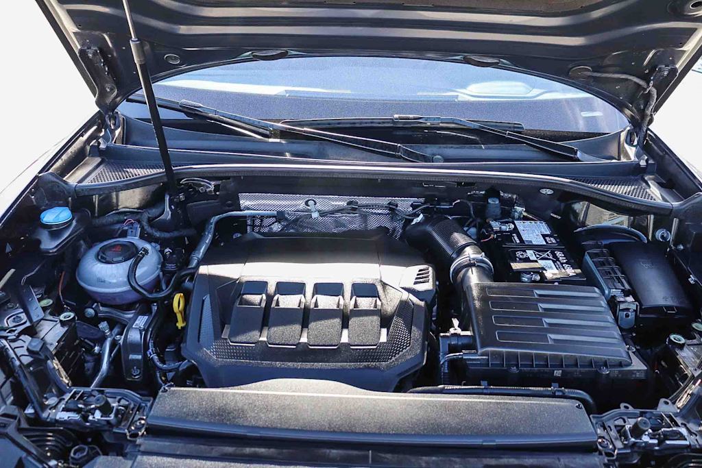 Thumbnail: 2025 Audi Q3 - 8