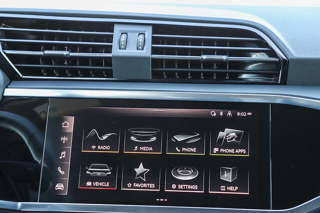 Thumbnail: 2025 Audi Q3 - 24