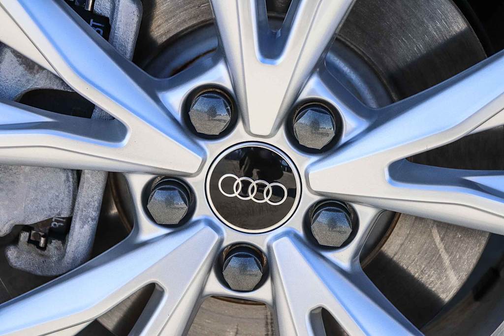 Thumbnail: 2025 Audi Q3 - 13