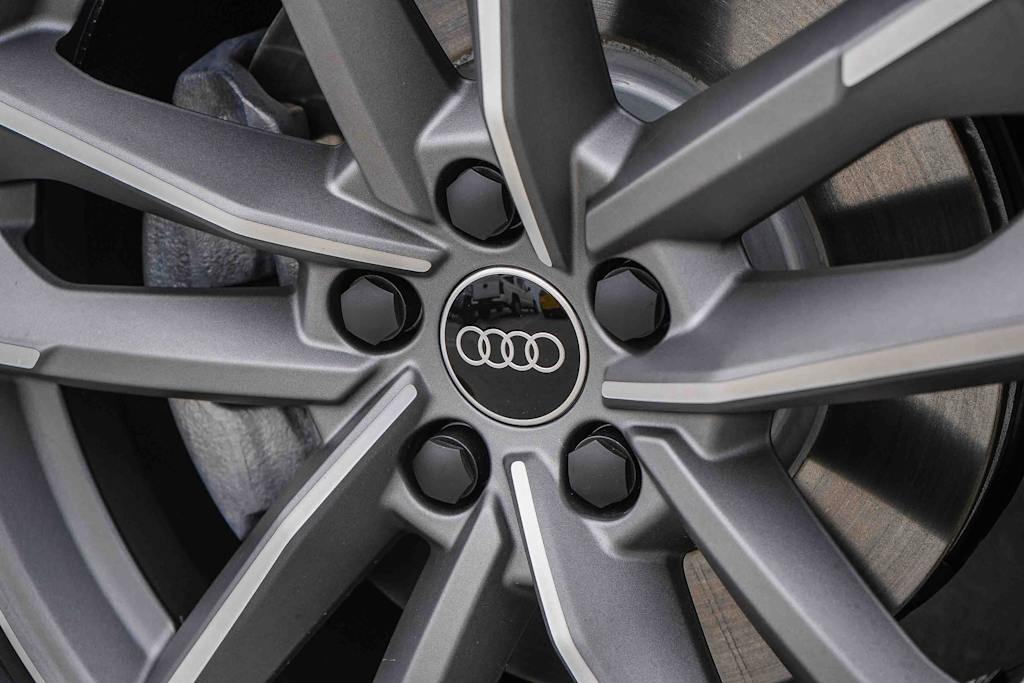 Thumbnail: 2025 Audi Q3 - 26