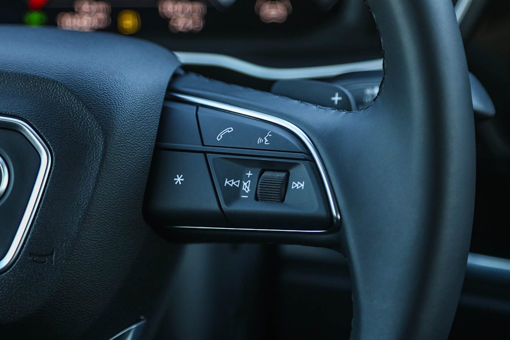 Thumbnail: 2025 Audi Q3 - 28