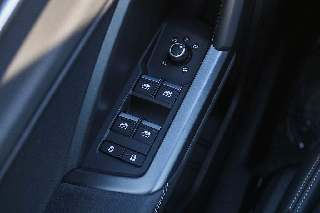 Thumbnail: 2025 Audi Q3 - 39