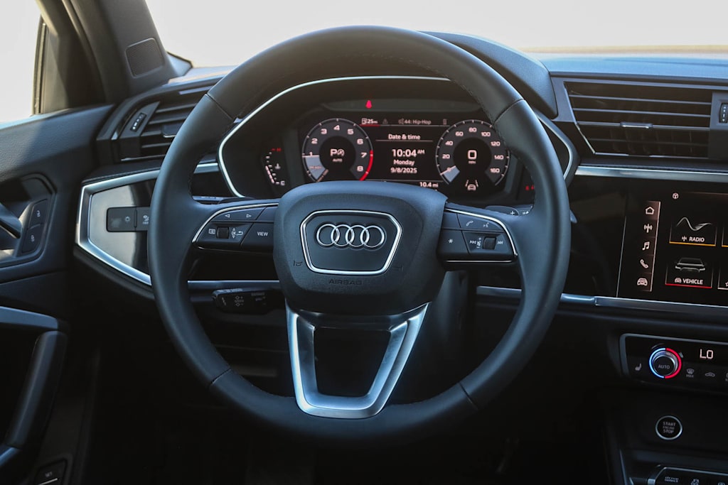 Thumbnail: 2025 Audi Q3 - 13