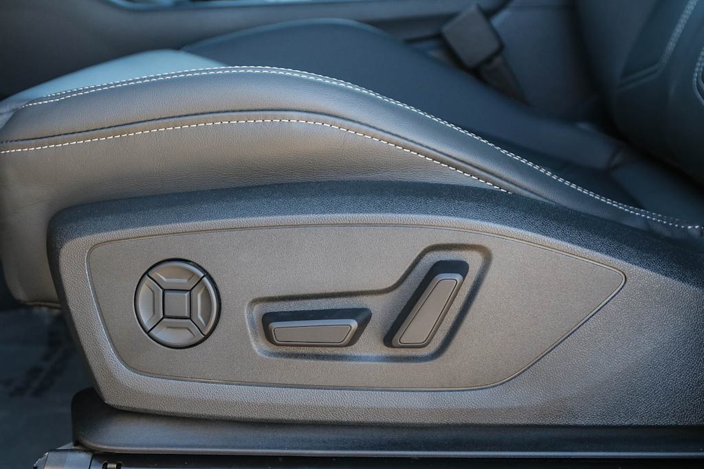 Thumbnail: 2025 Audi Q3 - 35