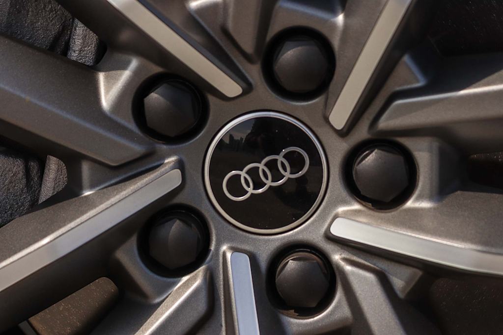 Thumbnail: 2023 Audi Q3 - 14