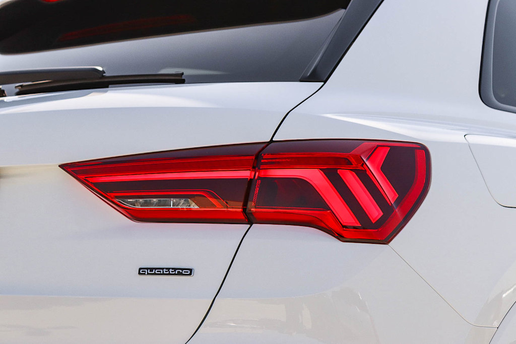 Thumbnail: 2025 Audi Q3 - 20