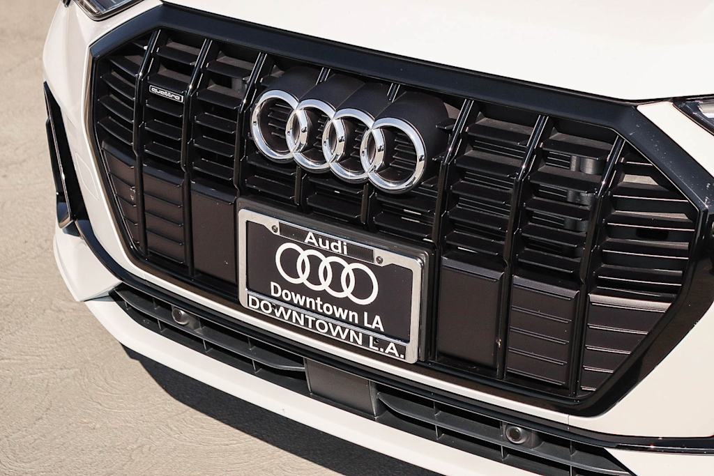 Thumbnail: 2025 Audi Q3 - 6
