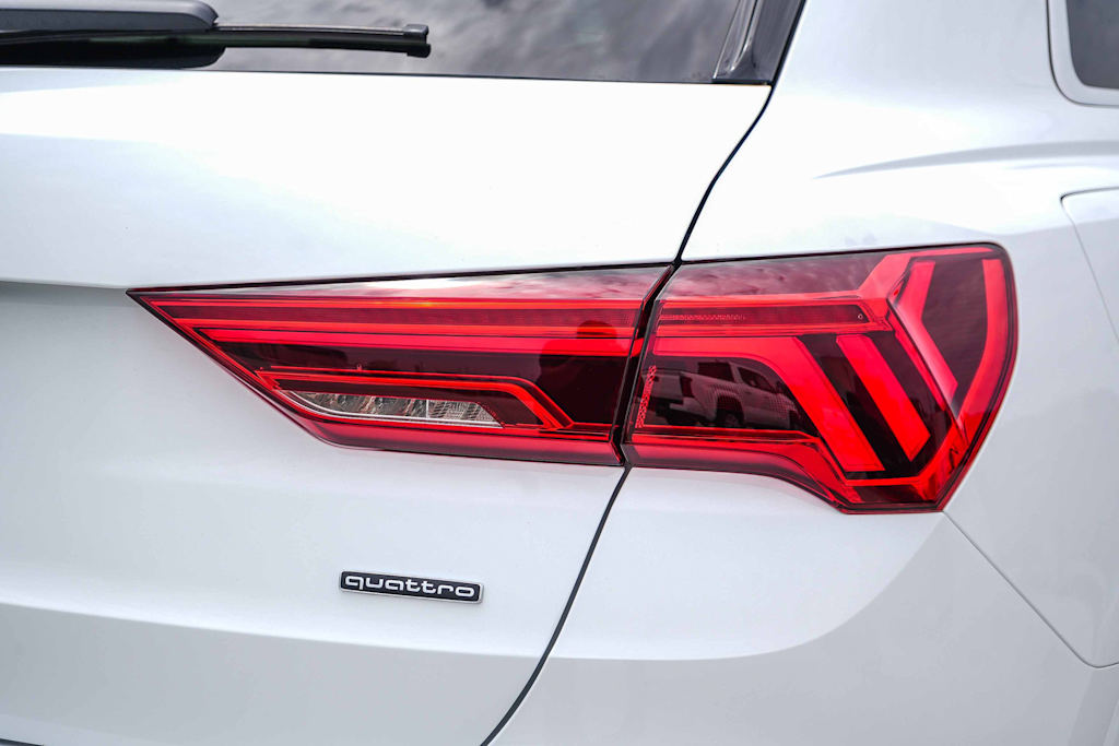 Thumbnail: 2025 Audi Q3 - 23