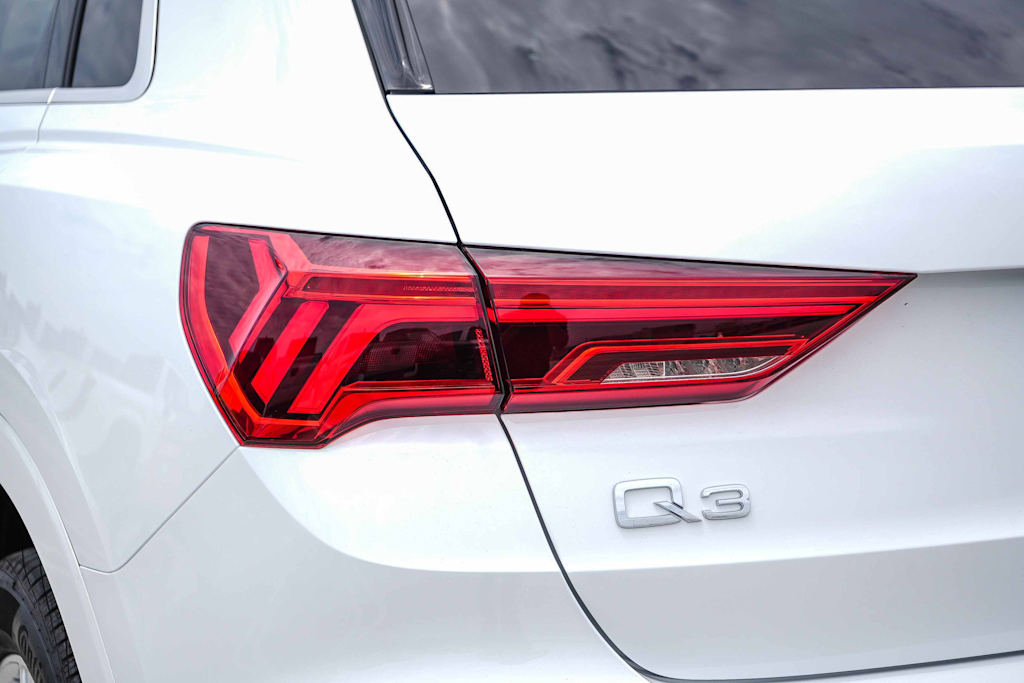 Thumbnail: 2025 Audi Q3 - 22
