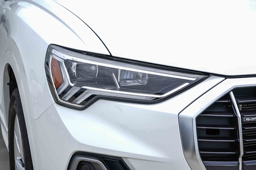Thumbnail: 2025 Audi Q3 - 18