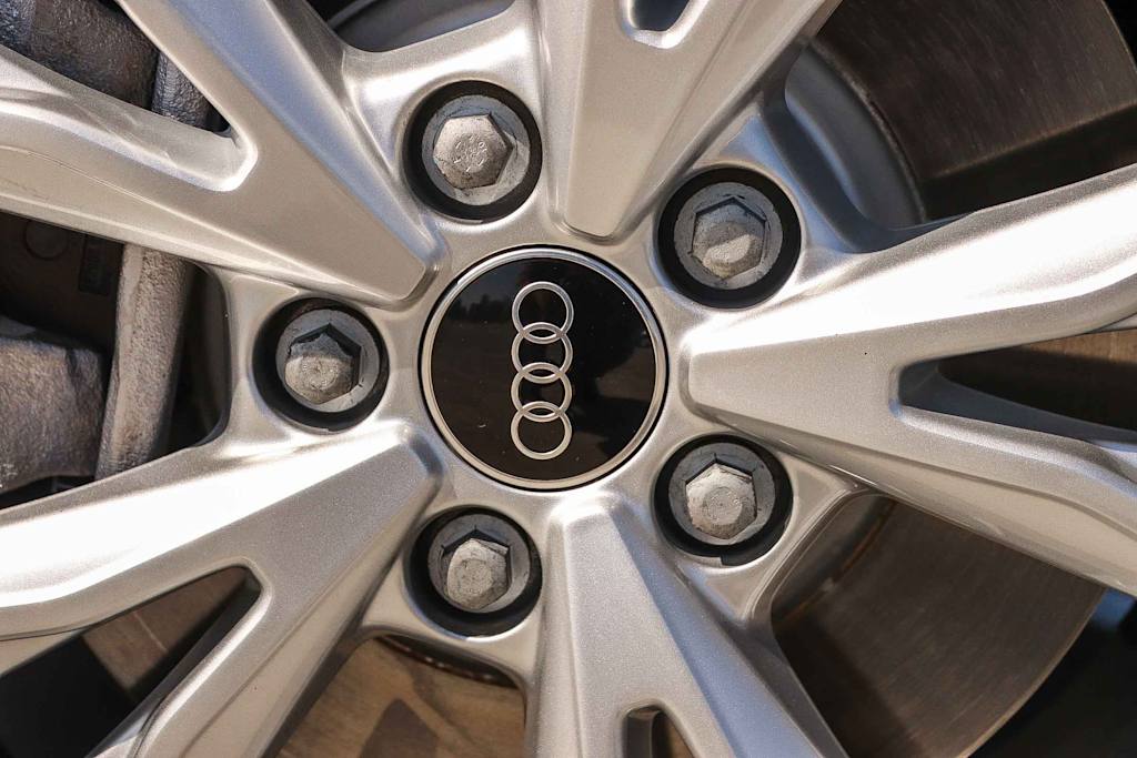 Thumbnail: 2025 Audi Q3 - 25