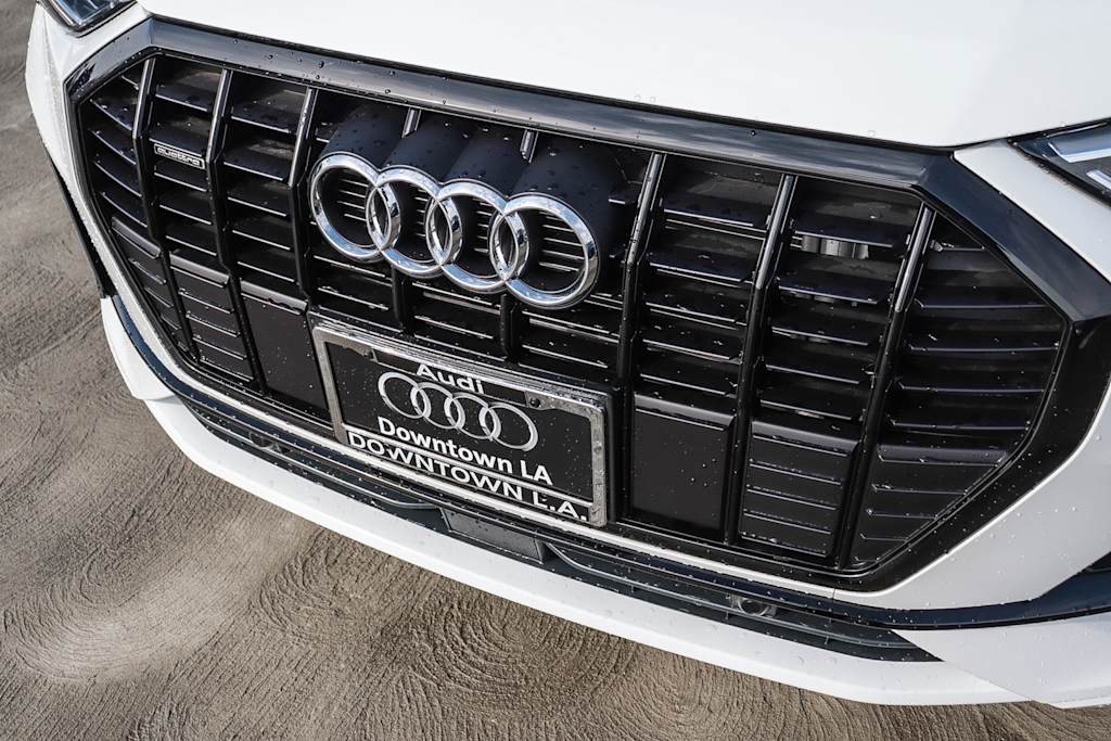 Thumbnail: 2025 Audi Q3 - 6