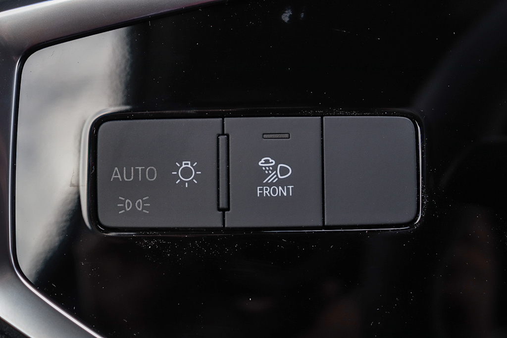 Thumbnail: 2025 Audi Q3 - 35