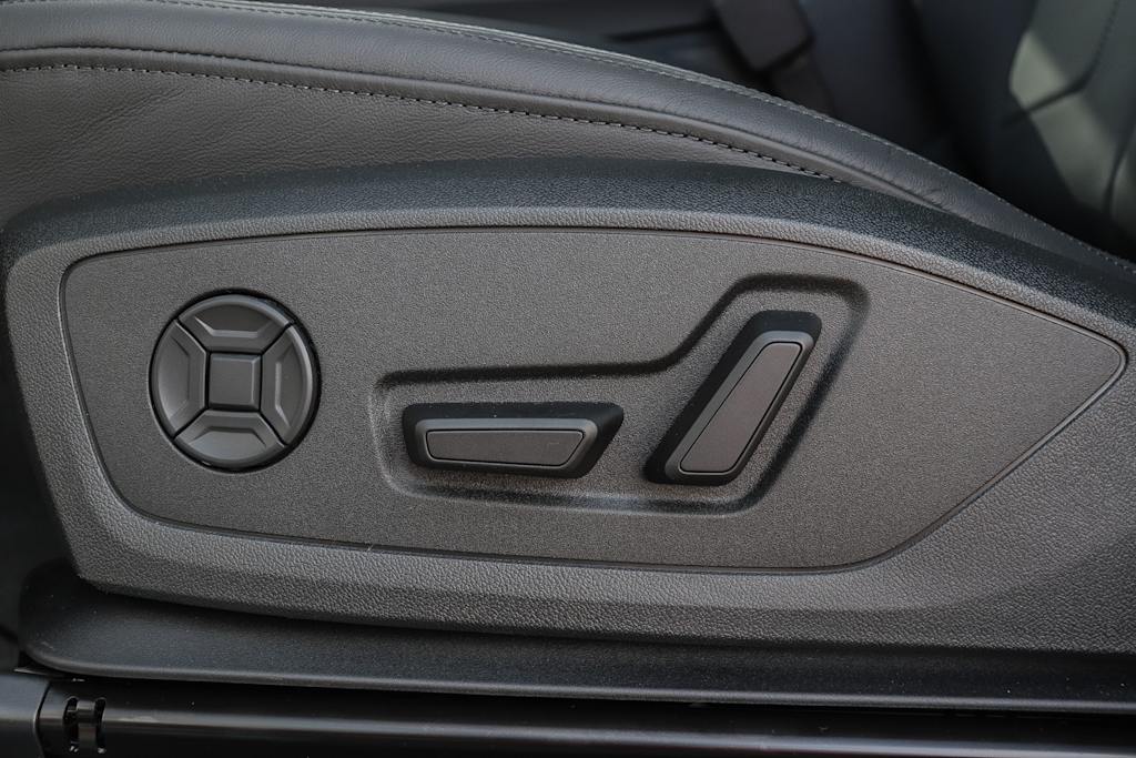 Thumbnail: 2025 Audi Q3 - 31