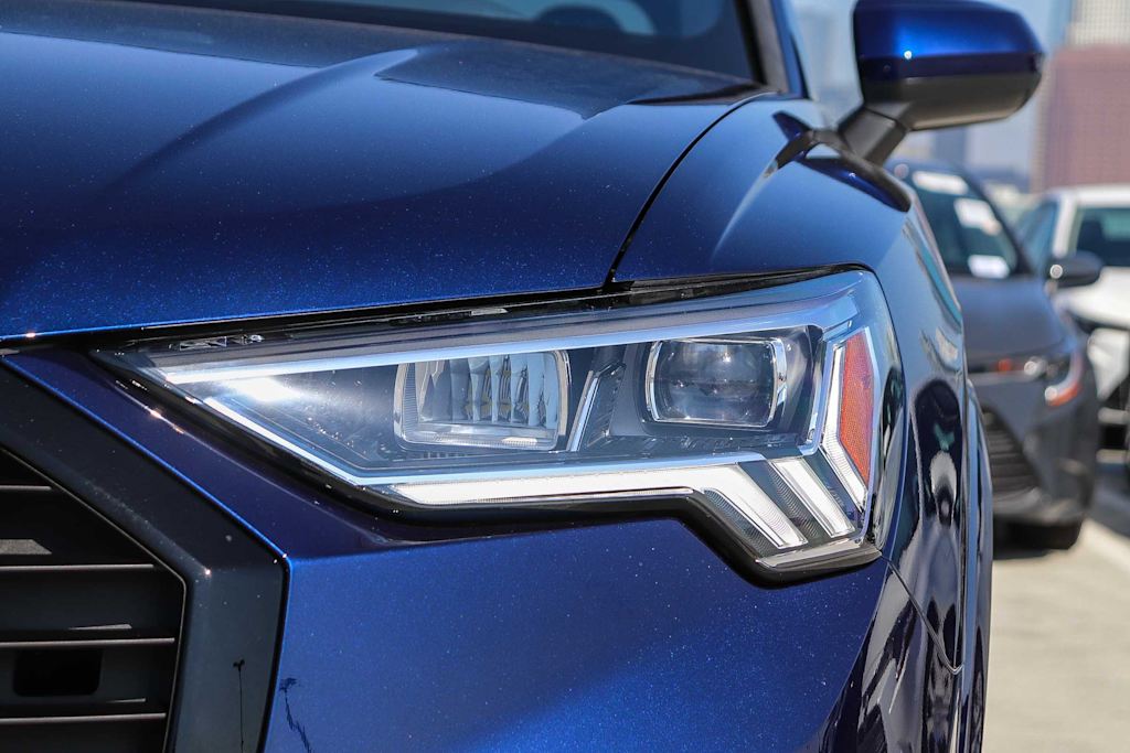 Thumbnail: 2025 Audi Q3 - 18