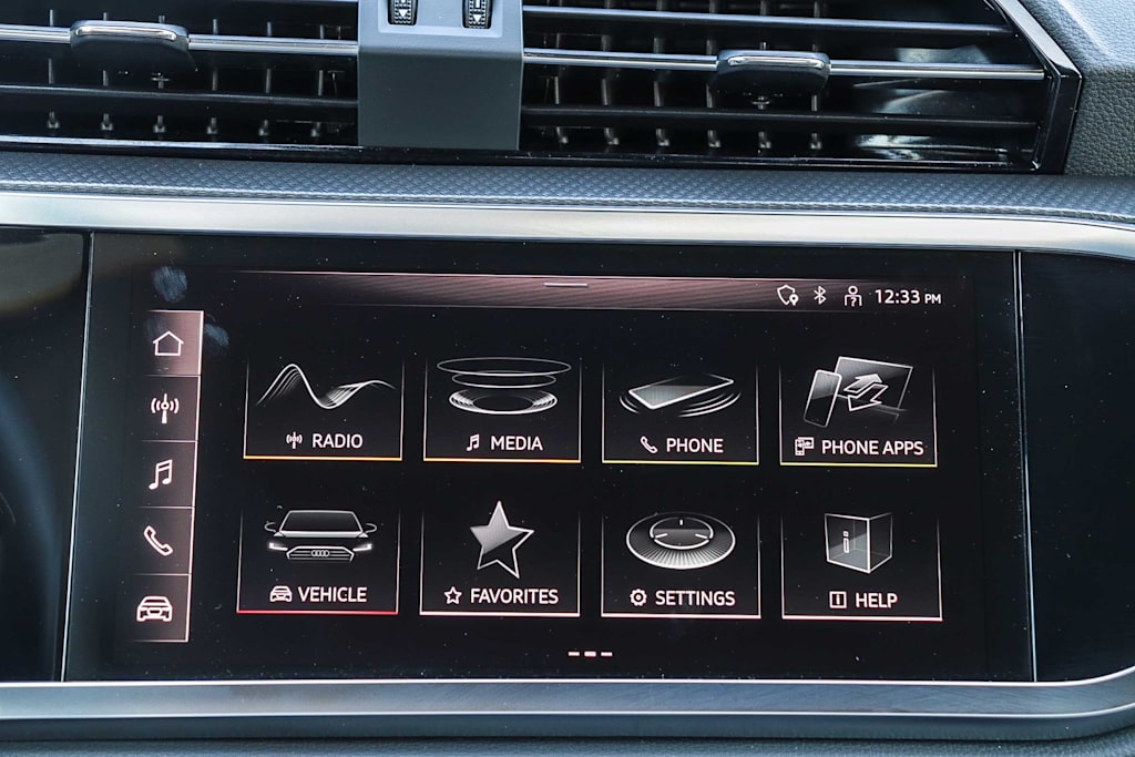 Thumbnail: 2025 Audi Q3 - 26