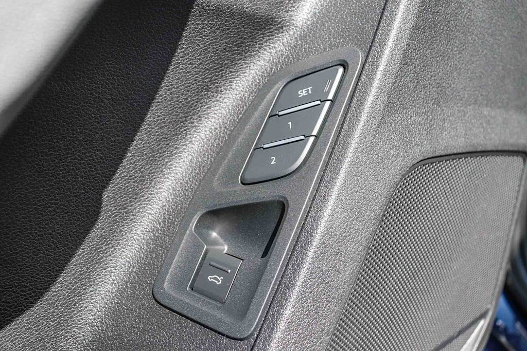 Thumbnail: 2025 Audi Q3 - 41