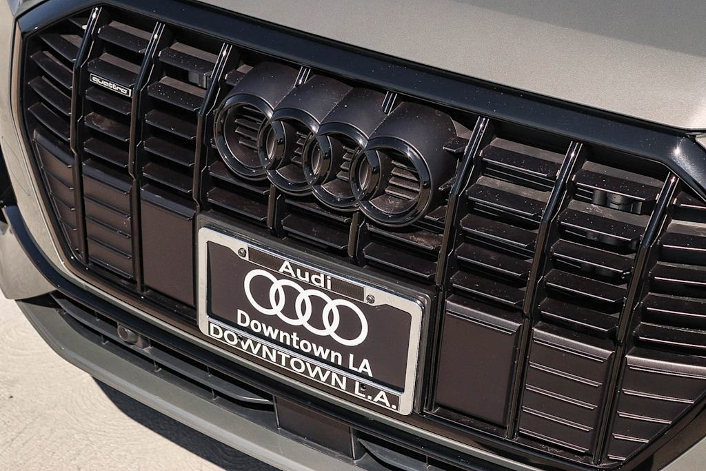 Thumbnail: 2025 Audi Q3 - 6
