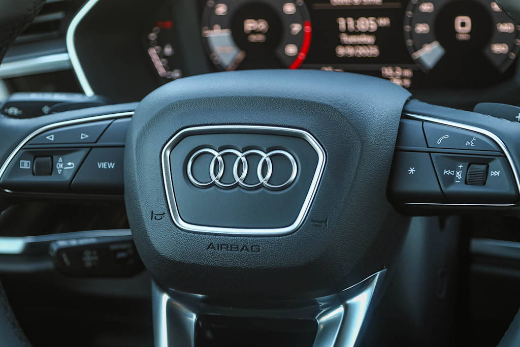 Thumbnail: 2025 Audi Q3 - 31