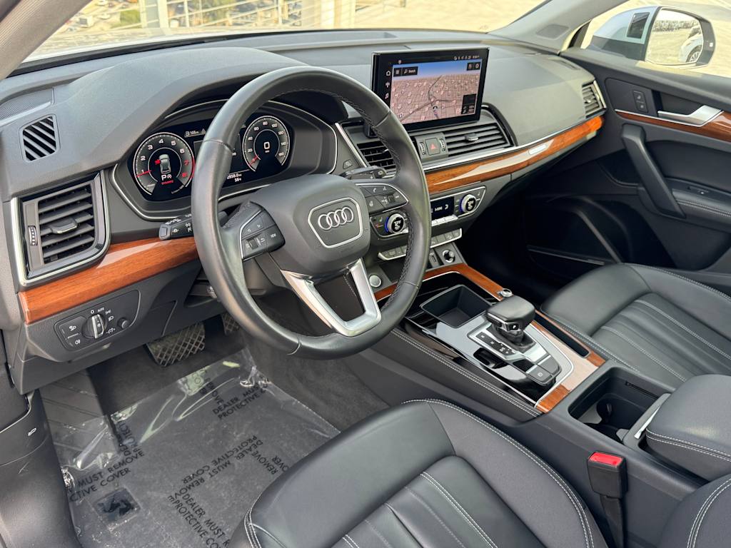 2022 Audi Q5 Premium Plus 2