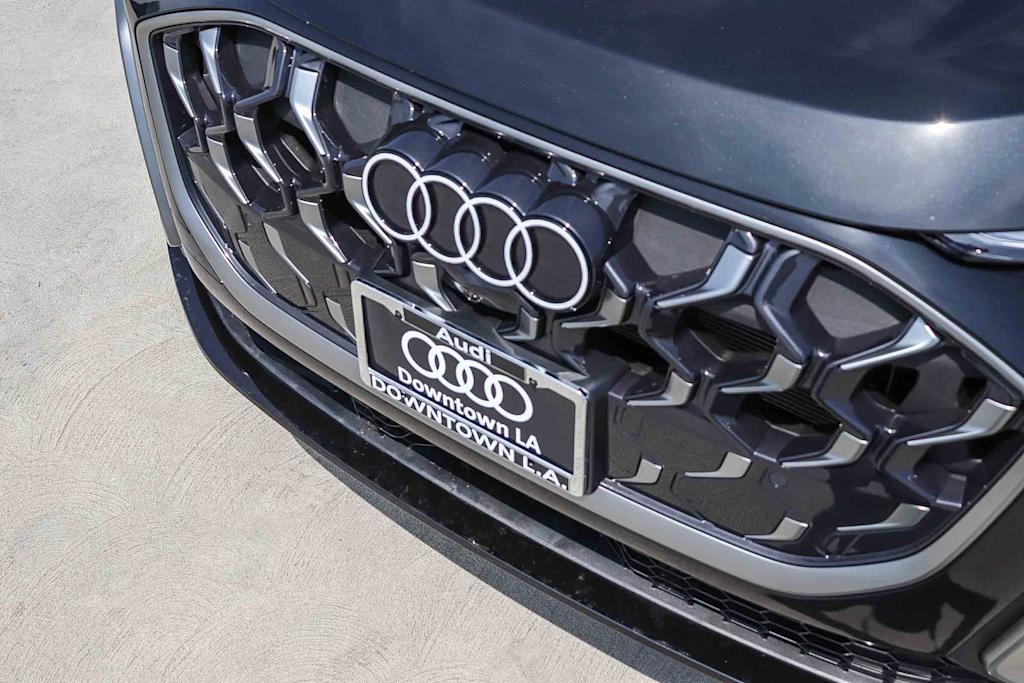 Thumbnail: 2026 Audi Q5 - 6