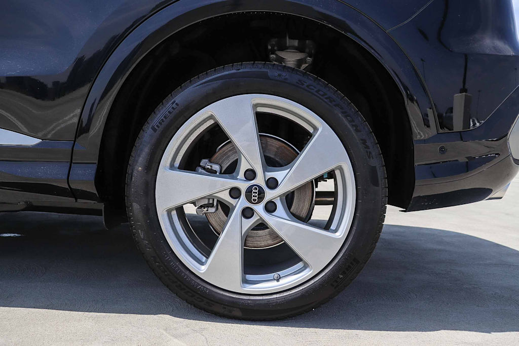 Thumbnail: 2026 Audi Q5 - 7