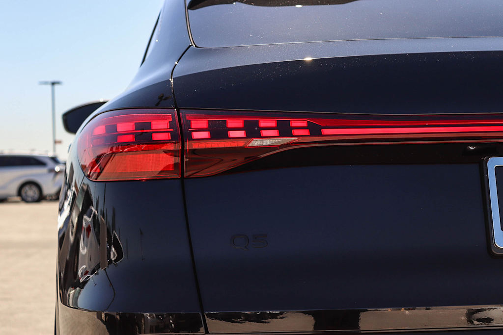 Thumbnail: 2026 Audi Q5 - 23