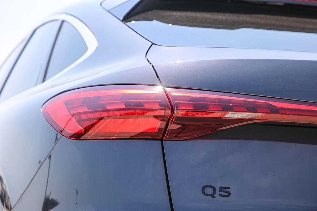 Thumbnail: 2025 Audi Q5 - 20