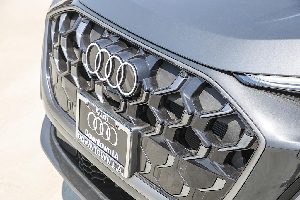 Thumbnail: 2025 Audi Q5 - 6