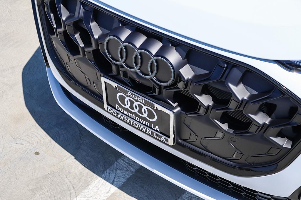 Thumbnail: 2026 Audi Q5 - 6