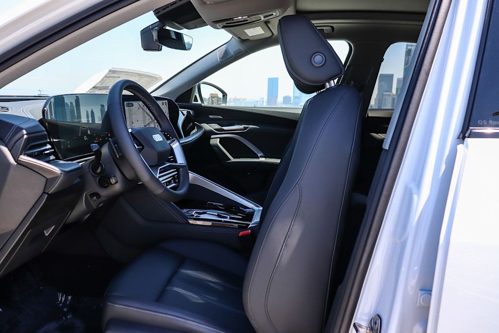 Thumbnail: 2026 Audi Q5 - 11