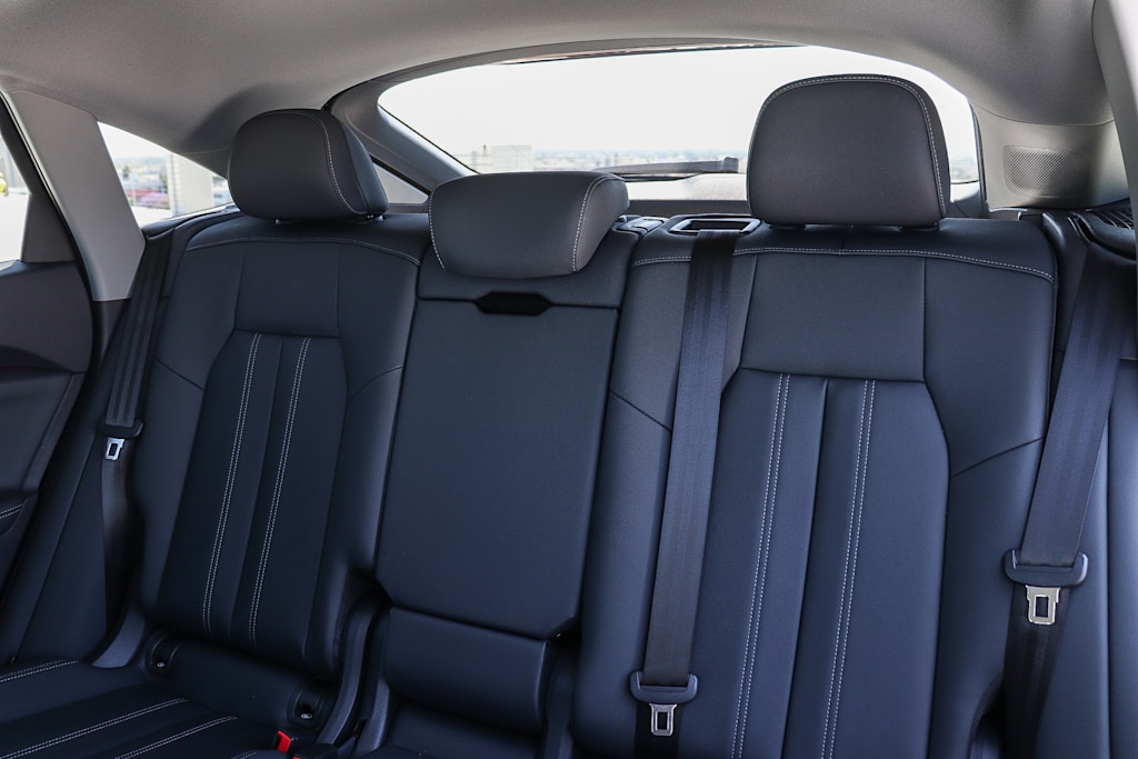 Thumbnail: 2026 Audi Q5 - 12
