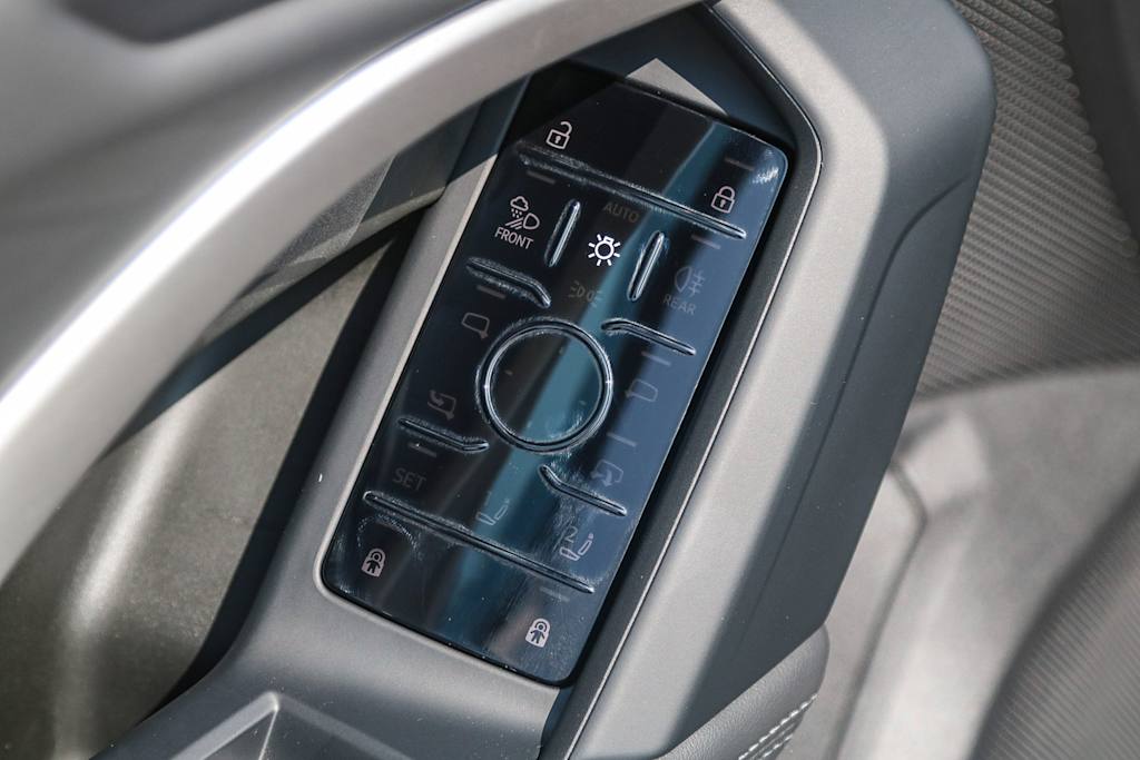 Thumbnail: 2025 Audi Q5 - 37