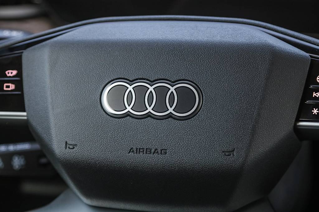 Thumbnail: 2025 Audi Q5 - 33