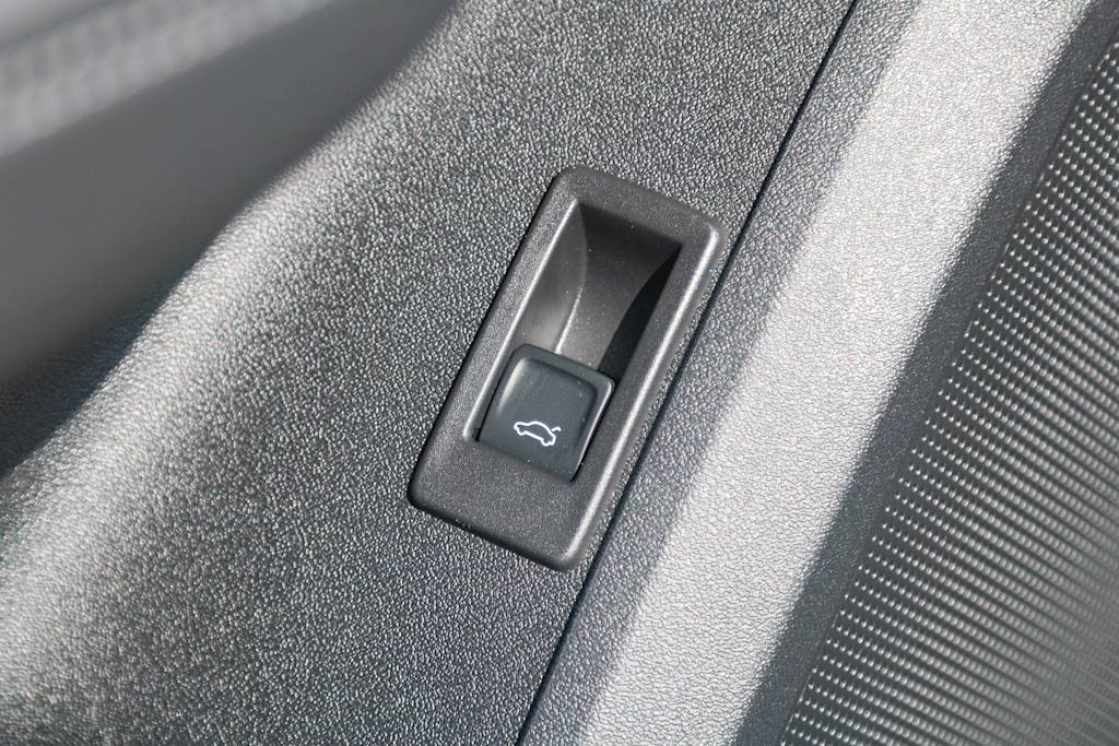 Thumbnail: 2025 Audi Q5 - 18