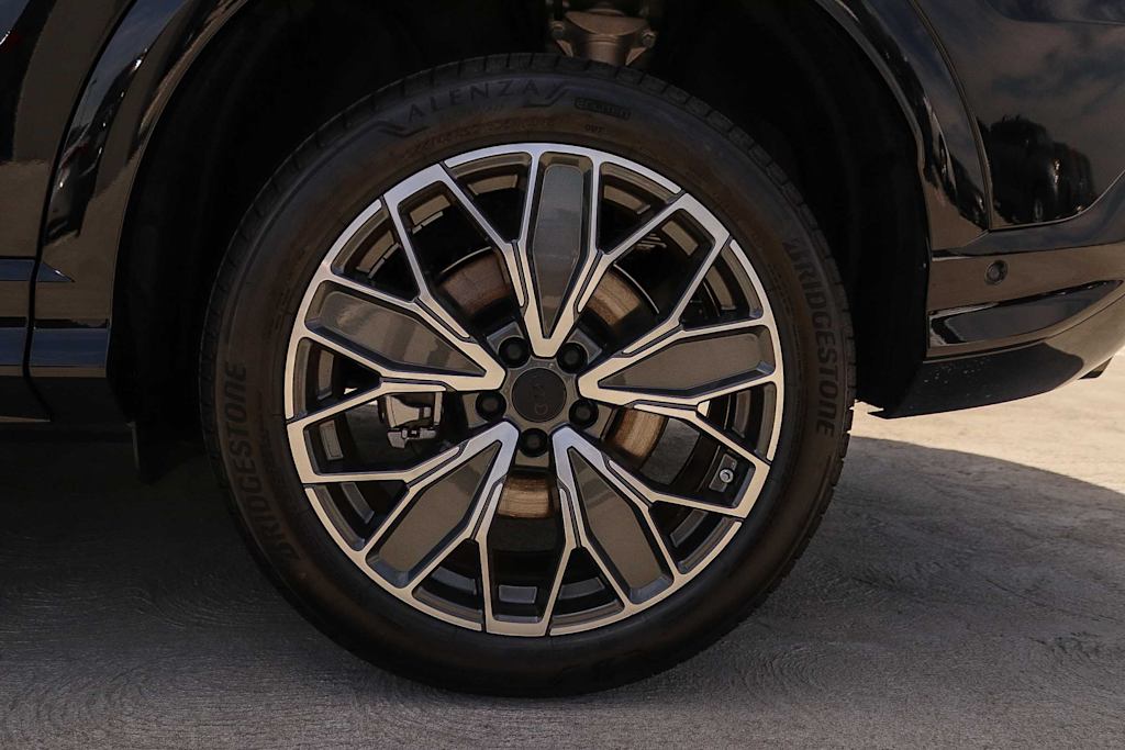 Thumbnail: 2026 Audi Q5 - 7