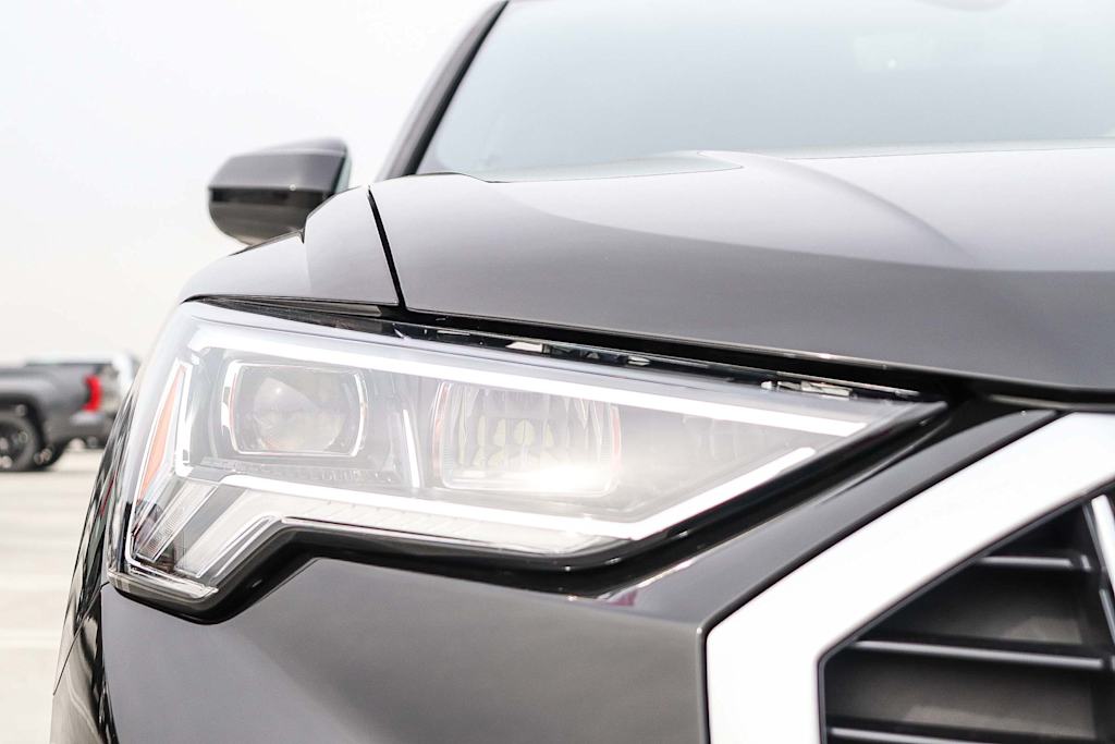 Thumbnail: 2025 Audi Q3 - 21