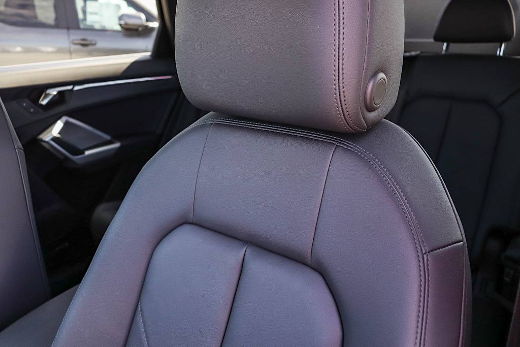 Thumbnail: 2025 Audi Q3 - 39