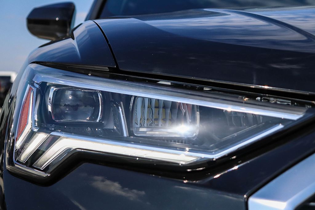 Thumbnail: 2025 Audi Q3 - 22